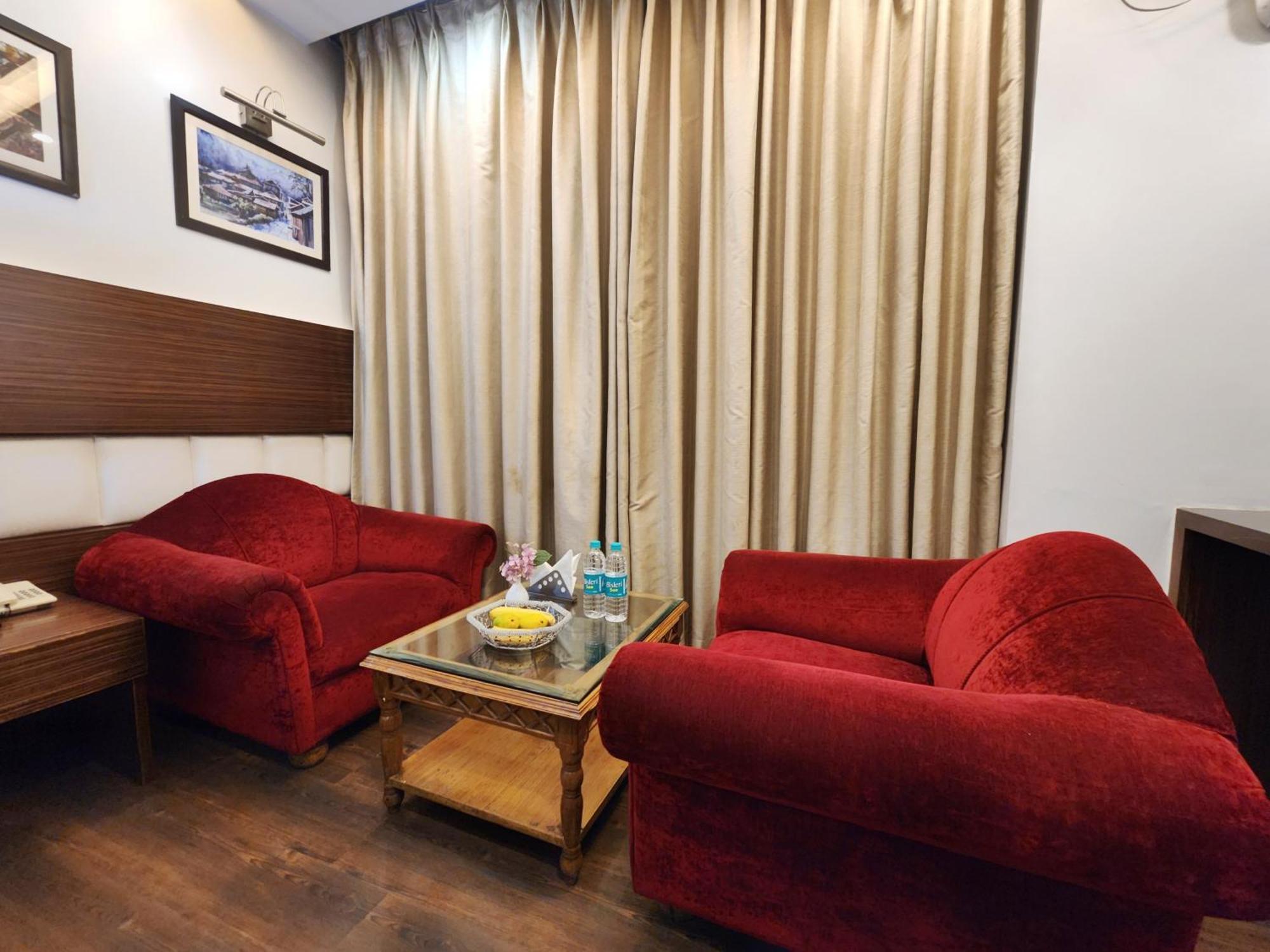 Hotel Surya Shimla Luaran gambar