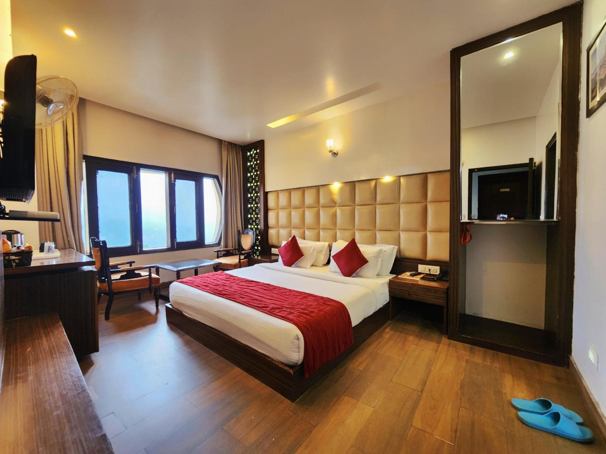 Hotel Surya Shimla Luaran gambar