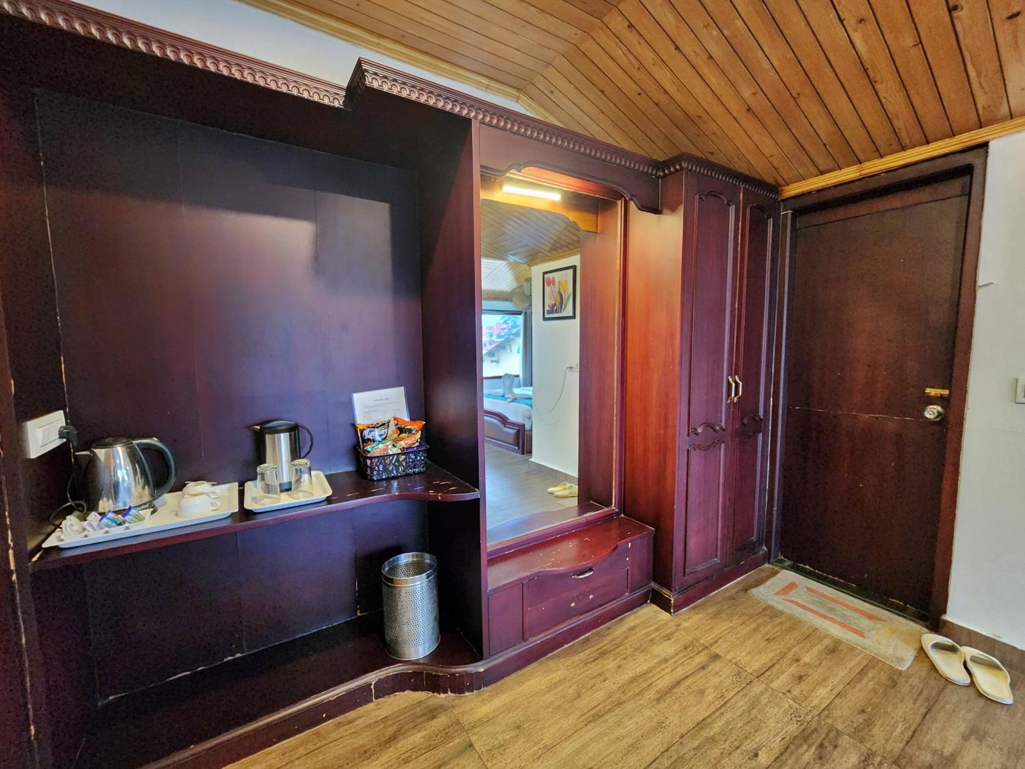 Hotel Surya Shimla Luaran gambar