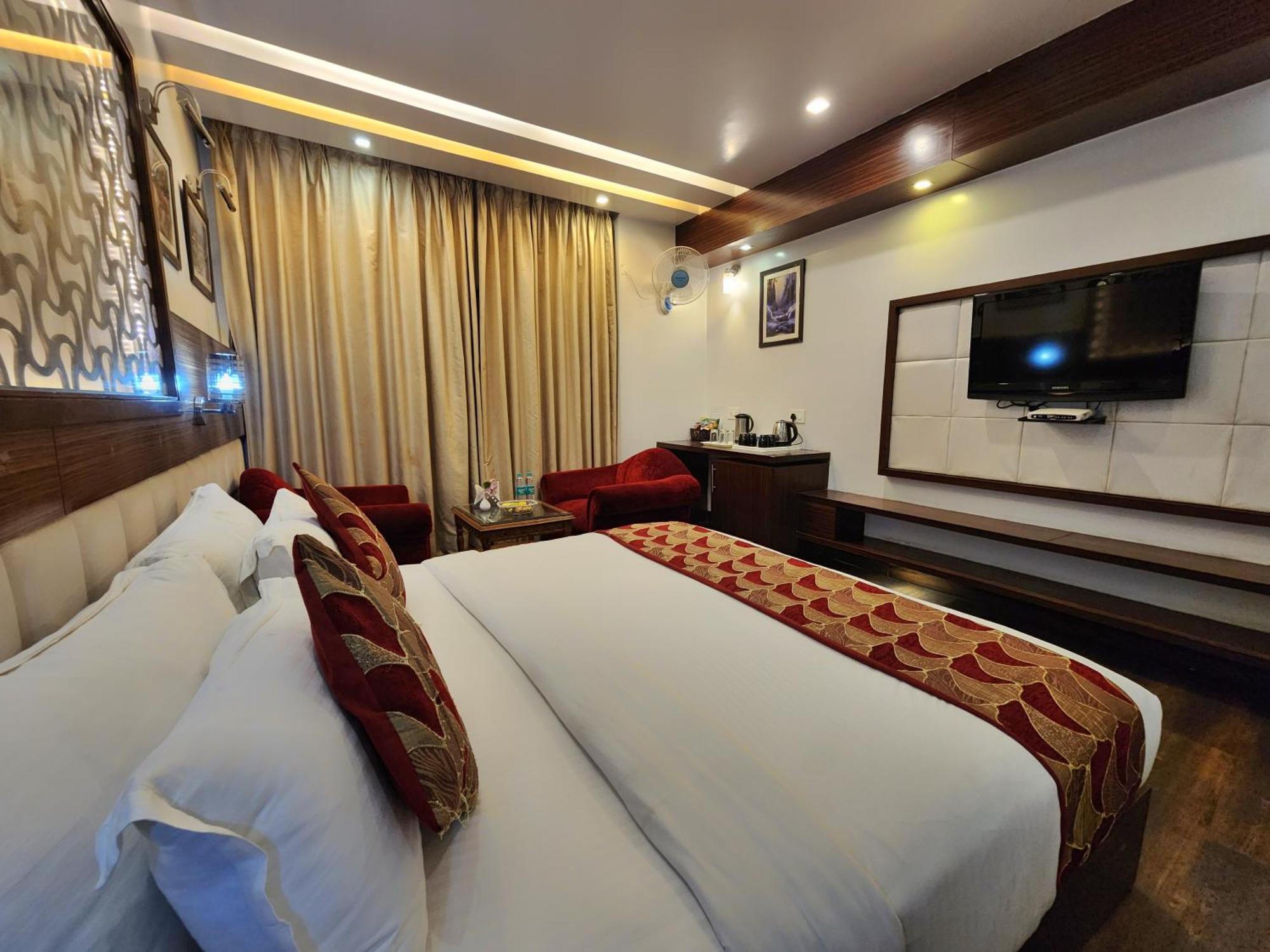 Hotel Surya Shimla Luaran gambar