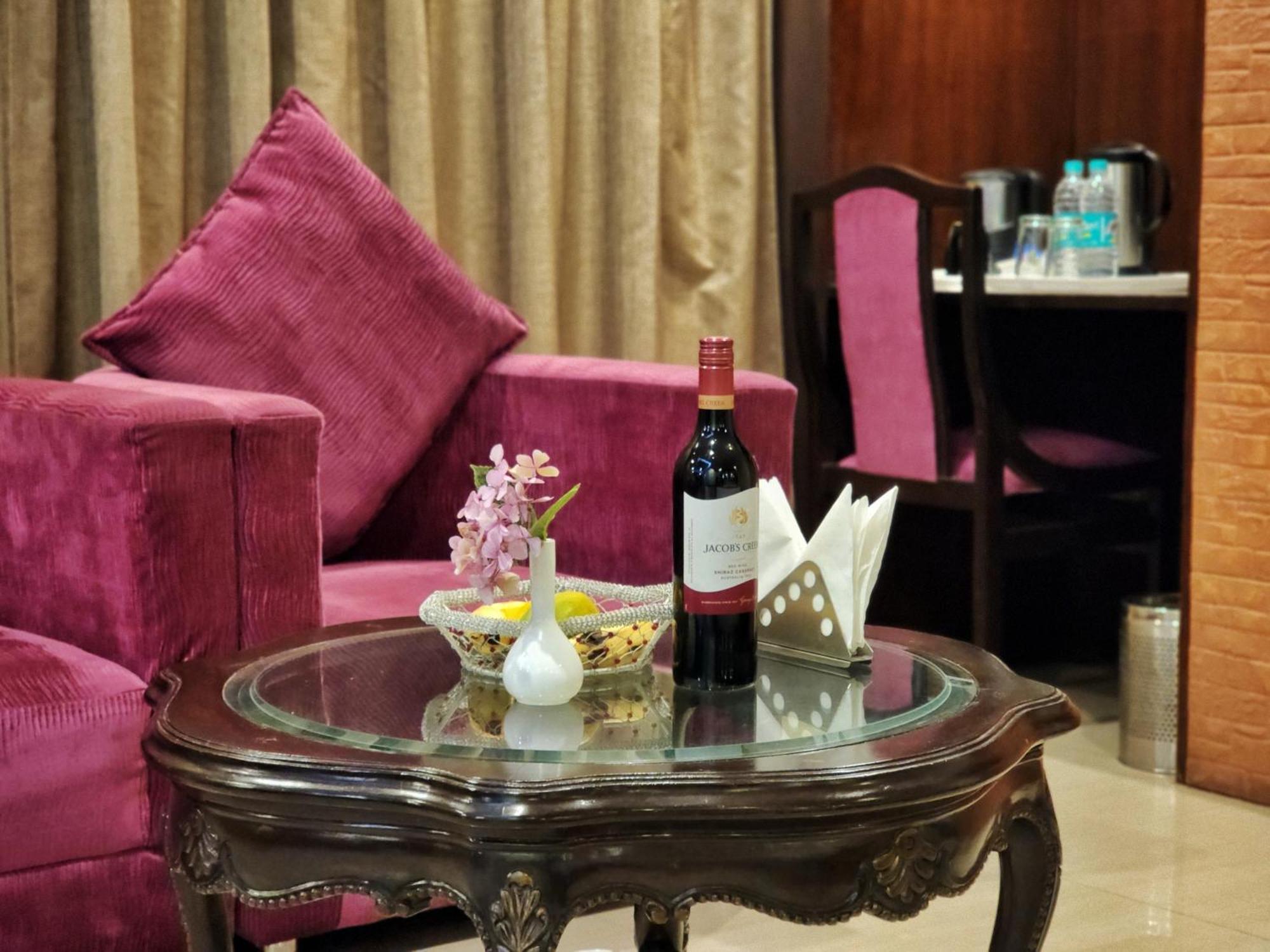 Hotel Surya Shimla Luaran gambar