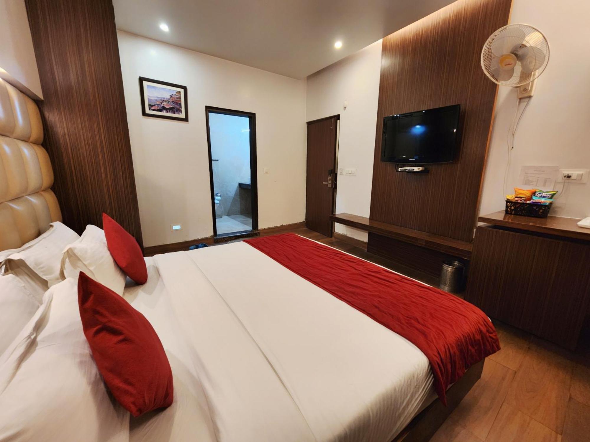 Hotel Surya Shimla Luaran gambar