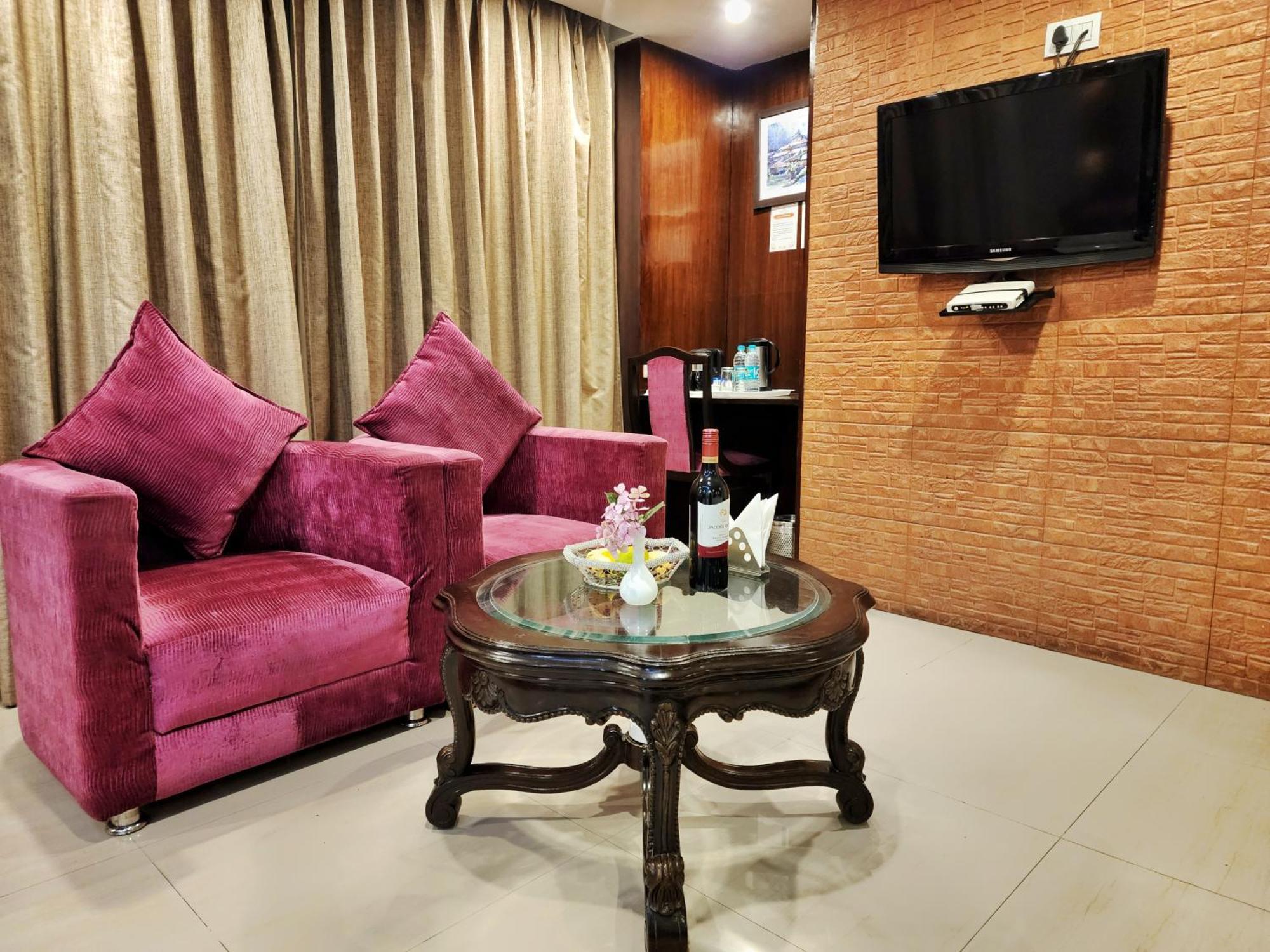 Hotel Surya Shimla Luaran gambar
