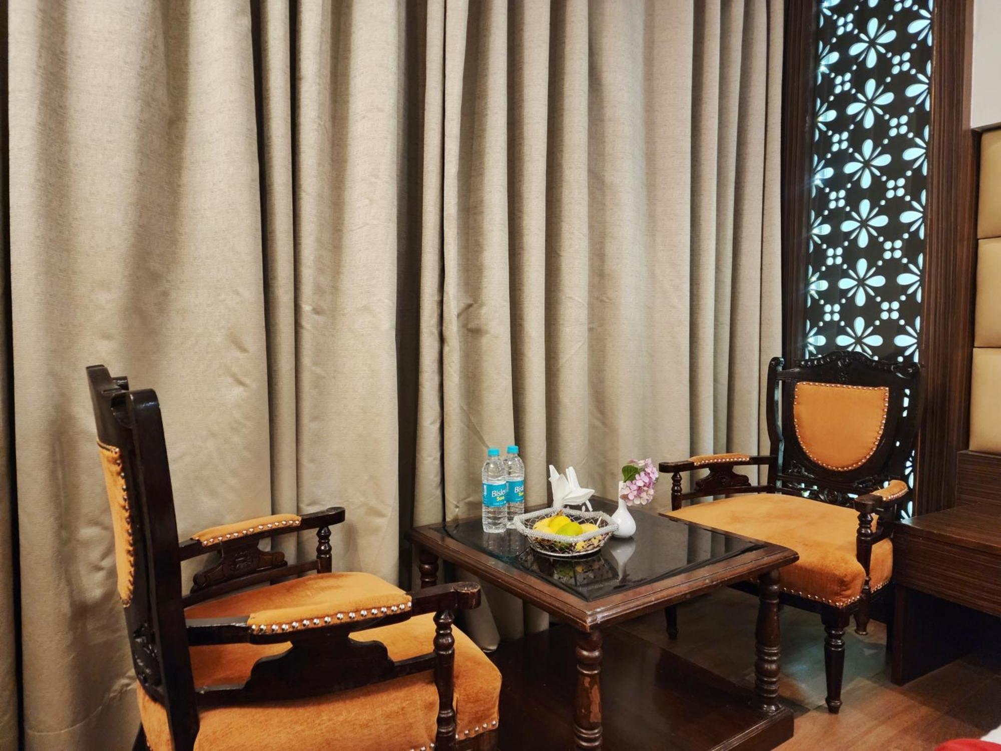 Hotel Surya Shimla Luaran gambar