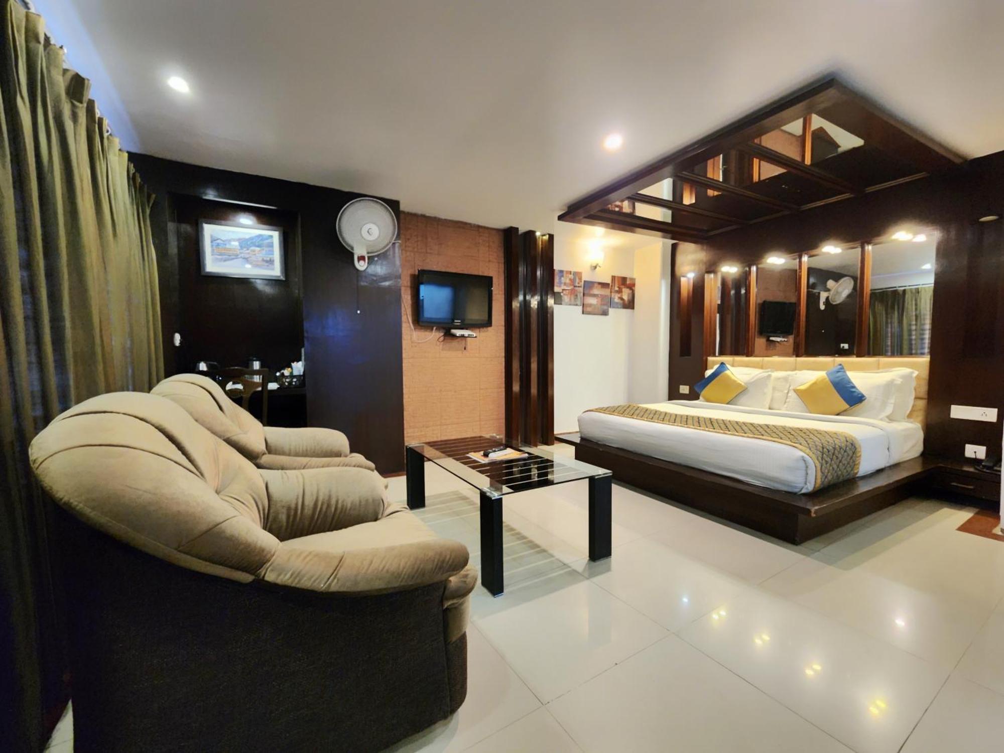 Hotel Surya Shimla Luaran gambar