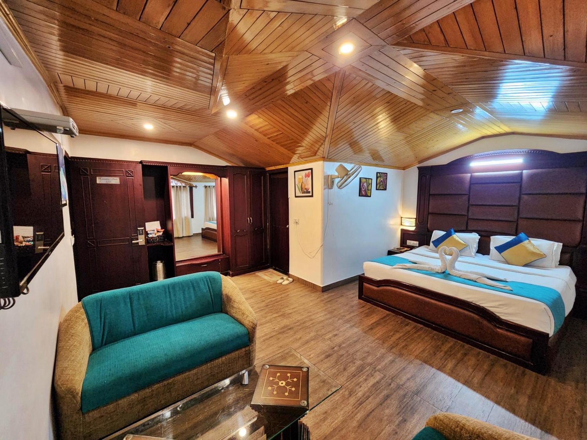 Hotel Surya Shimla Luaran gambar