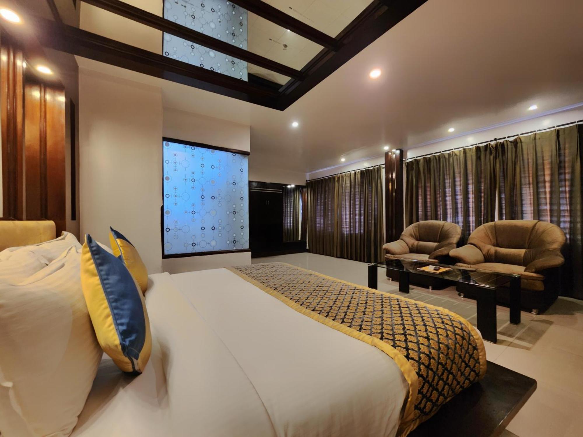 Hotel Surya Shimla Luaran gambar