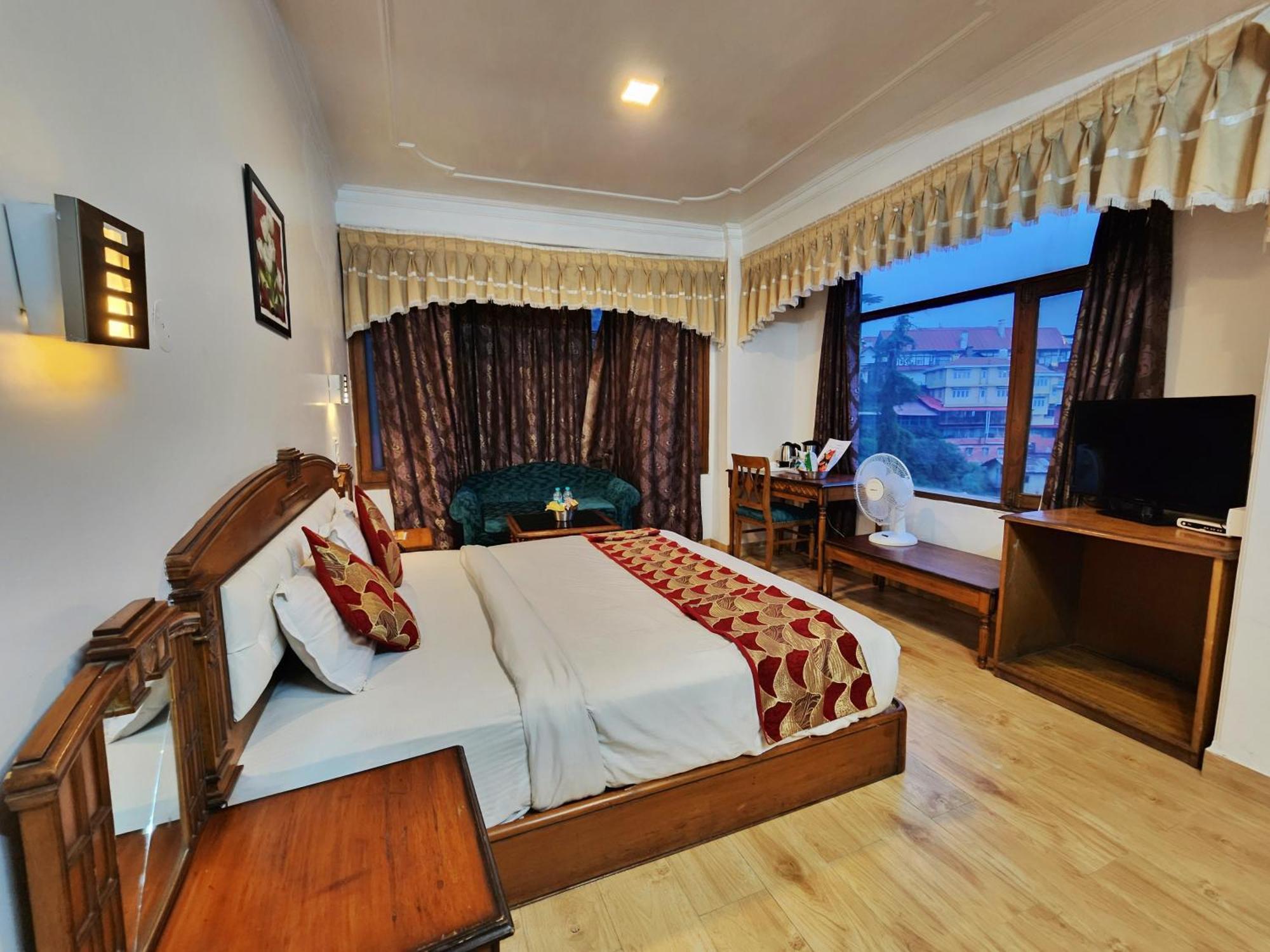 Hotel Surya Shimla Luaran gambar