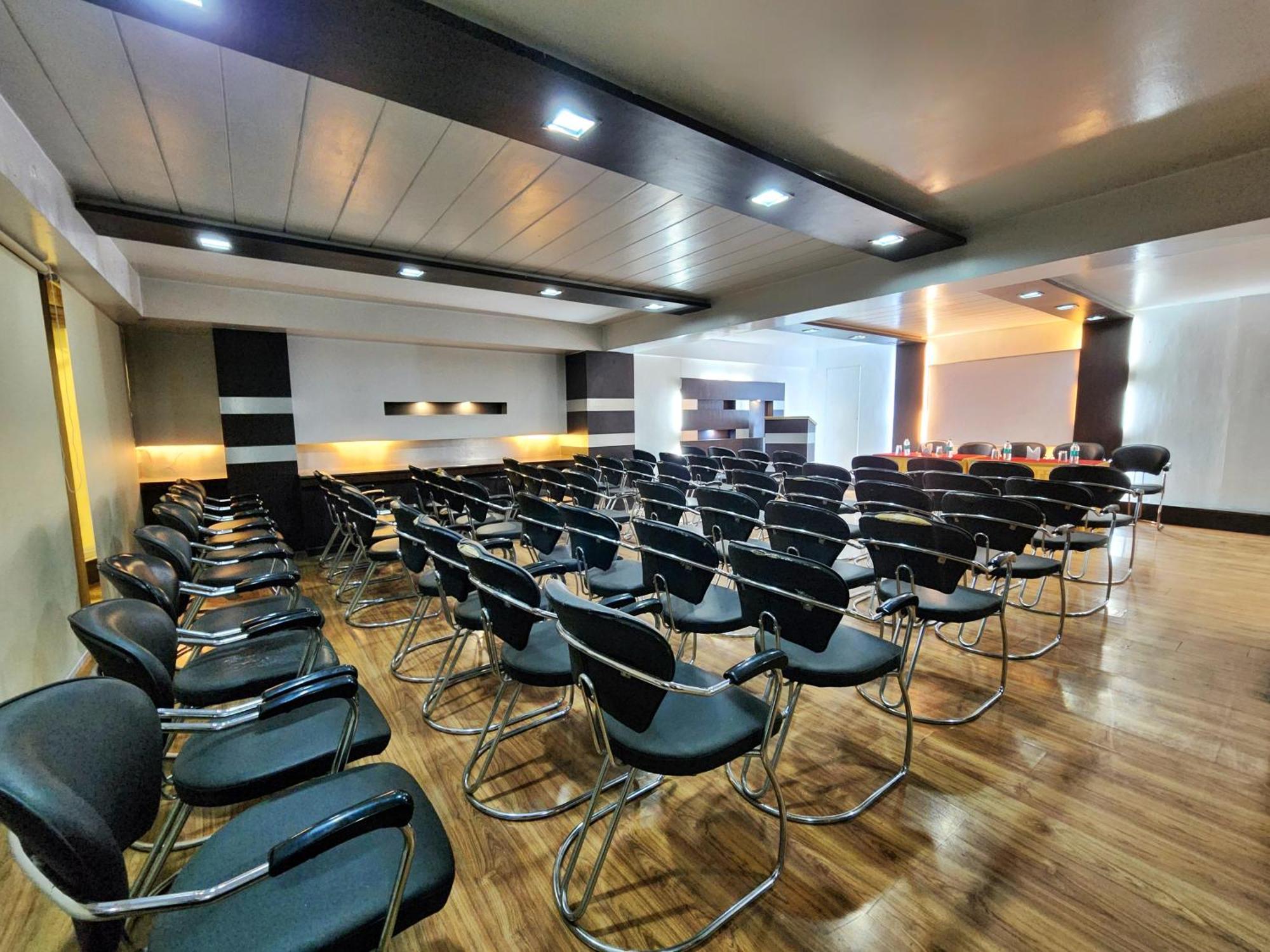 Hotel Surya Shimla Luaran gambar