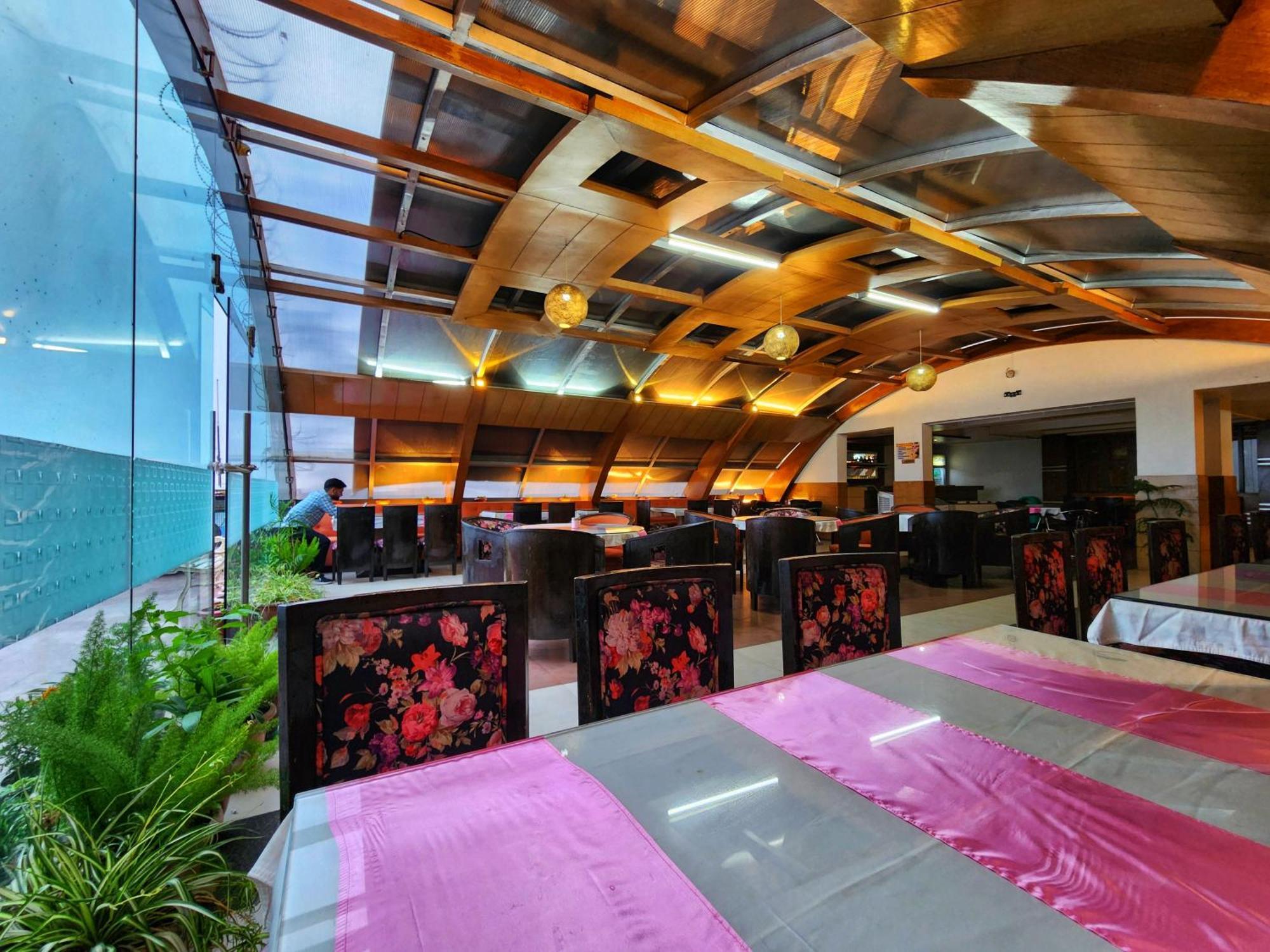 Hotel Surya Shimla Luaran gambar